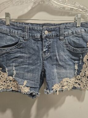 VENUS Blue Denim Shorts with Cream Lace Trim Waist 15"